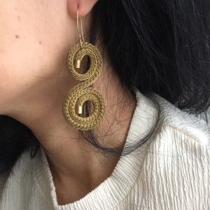 Sarah Cavender Artist-Made Golden Earrings